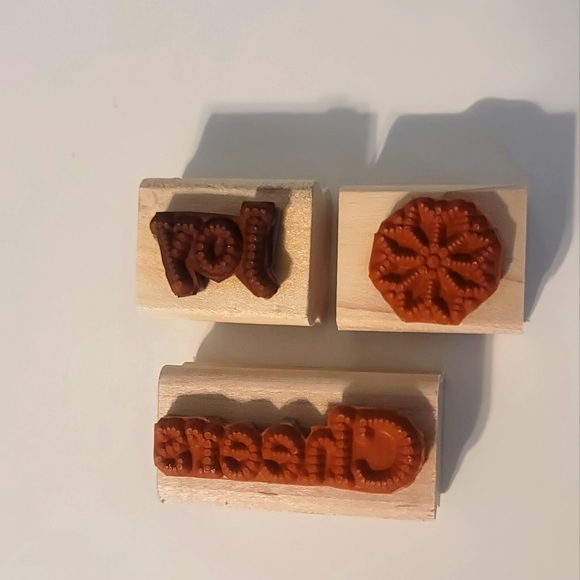 Stampin' Up The Snowflake Spot - Picture 3 of 5